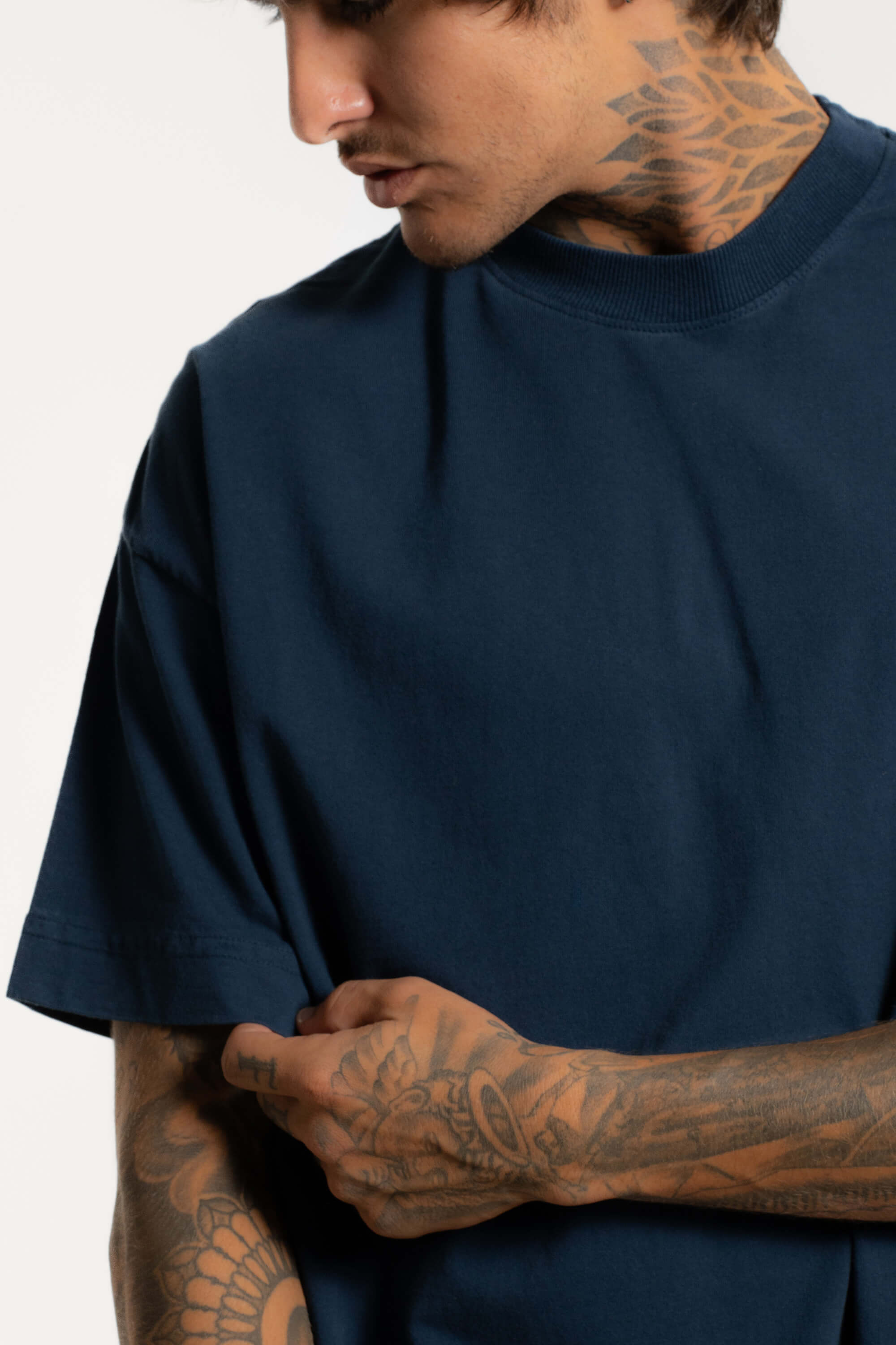 Camiseta Heavy Oversized Streetwear Fio 20.1 – Estilo Impactante