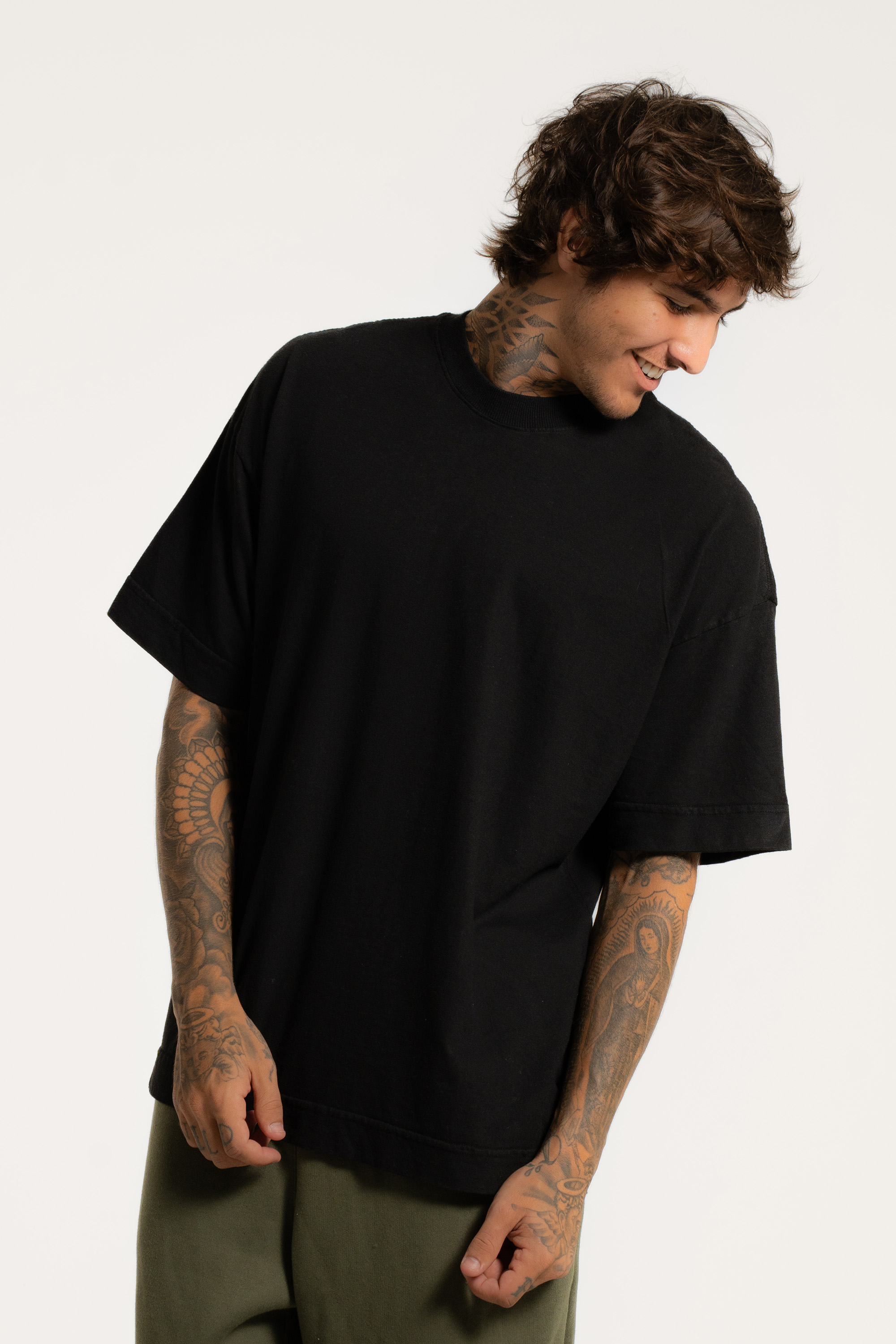 Camiseta Heavy Oversized Streetwear Fio 20.1 – Estilo Impactante