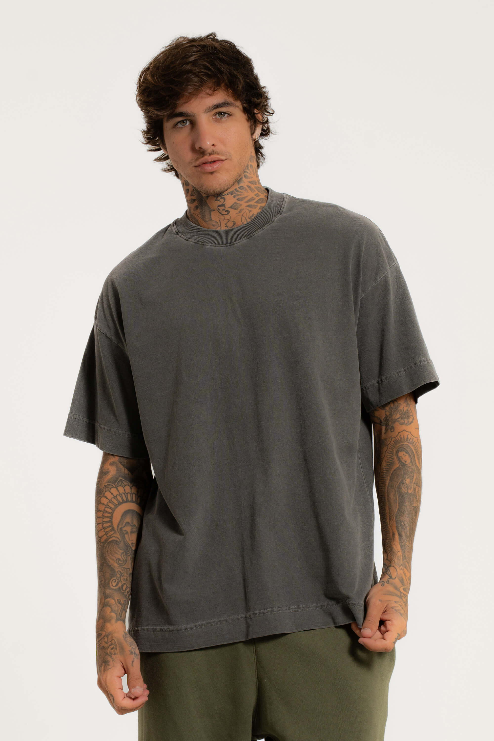 Camiseta Heavy Oversized Streetwear Fio 20.1 – Estilo Impactante