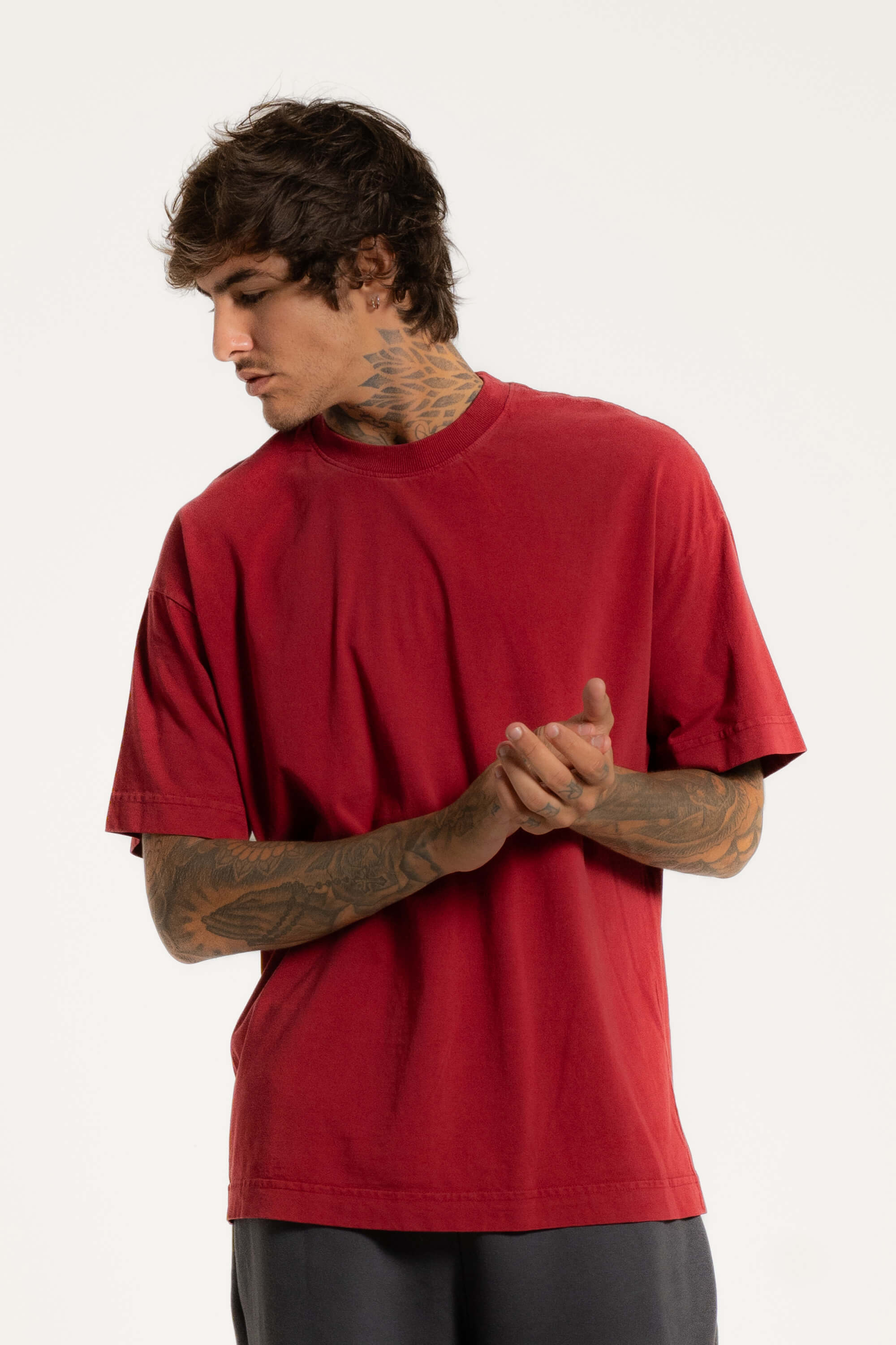 Camiseta Heavy Oversized Streetwear Fio 20.1 Vermelho Crepúsculo