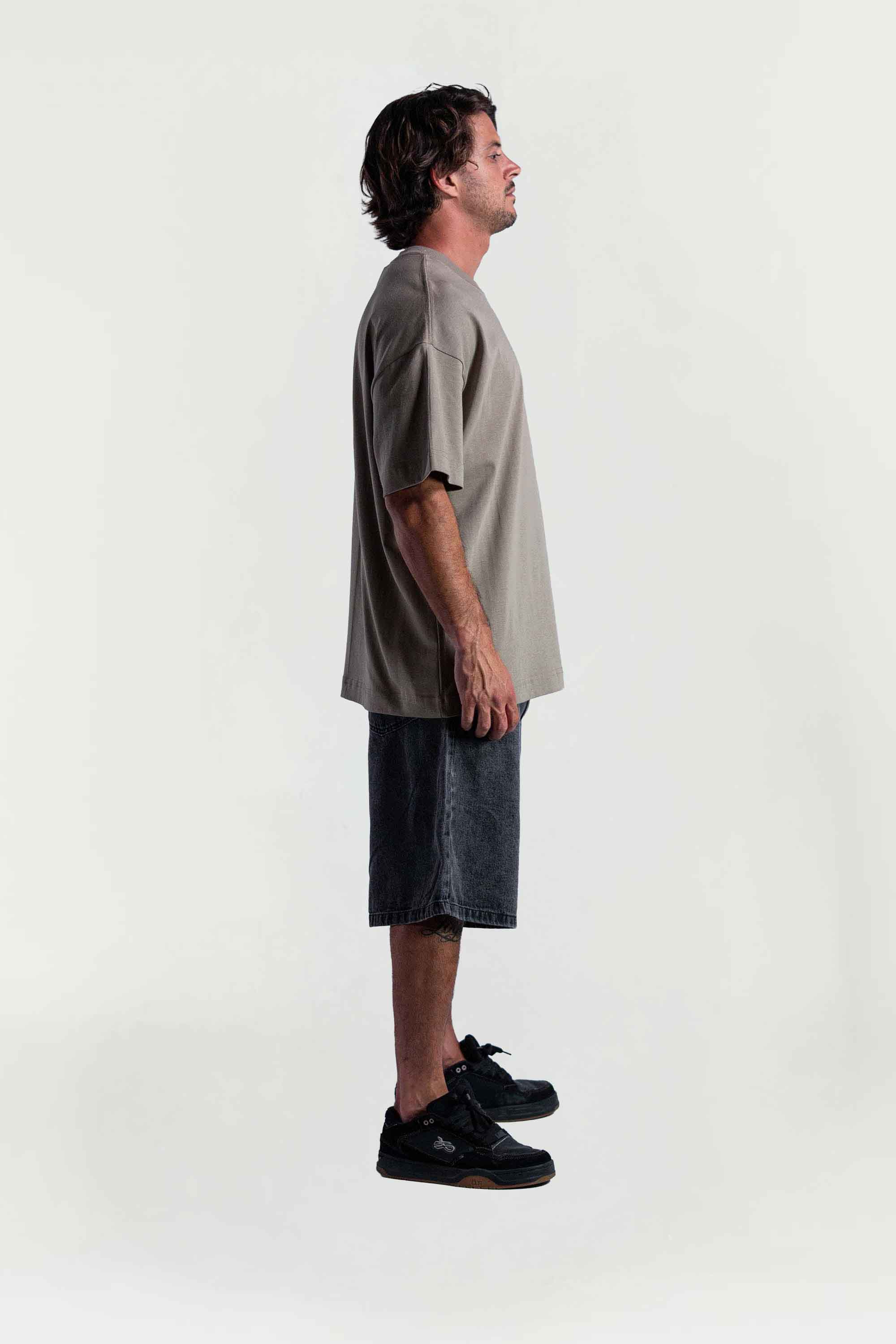 Camiseta Oversized Iron Brunx Ind - Estilo e Caimento Perfeito