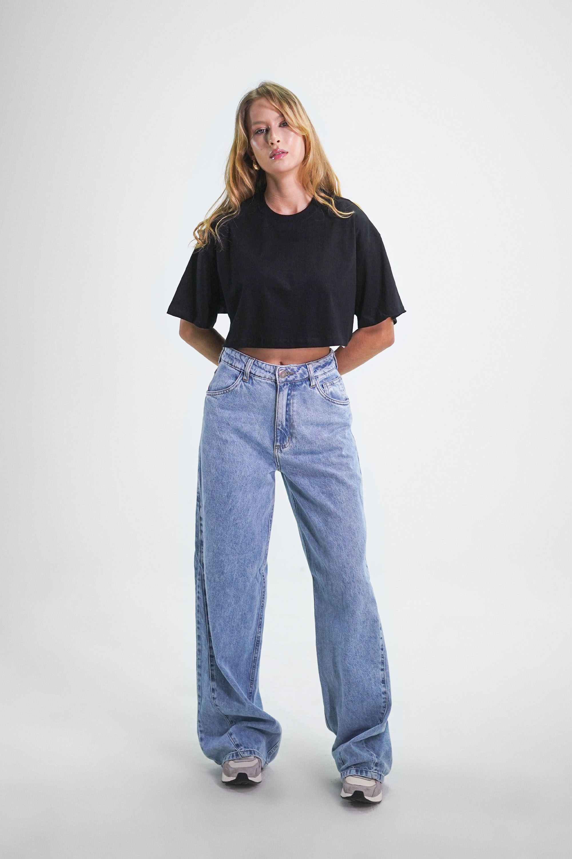 Cropped Lady Back
